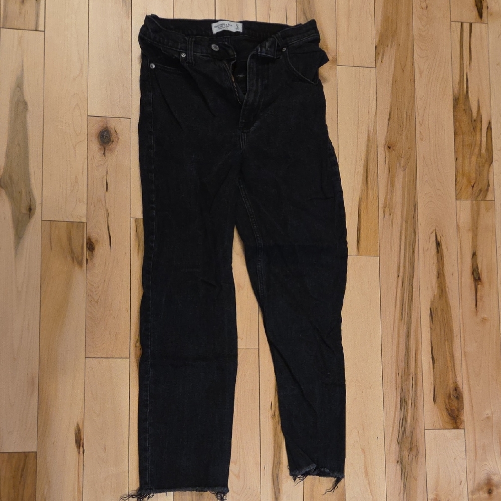 Abercrombie & Fitch Black Ankle Jeans